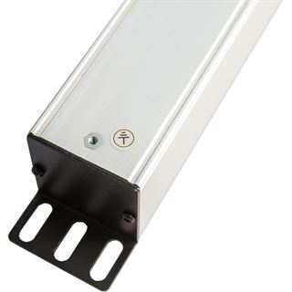 () 0.00m Good Connections 19" Steckdosenleiste 1 HE Schwarz 8