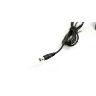 Xoro CA1224, Stabilisierter 12V/24V KFZ Adapter