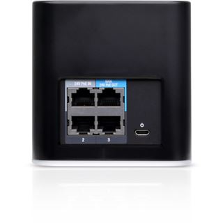 UbiQuiti airCube ISP WiFi Router