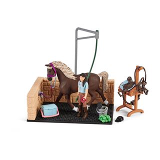 Schleich&reg; Horse Club 42438 Waschplatz mit Emily & Luna