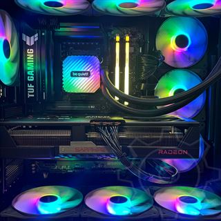 indigo AMD R7 9800X3D 32GB 2TB SSD RX 9070 XT Bulk