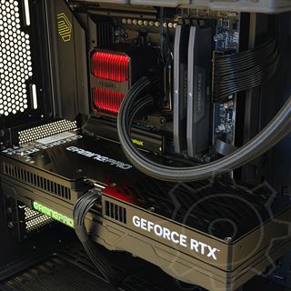 indigo H.E.I.N.Z. Elite One 7800X3D 32GBDDR5 2TB RTX5080 Bulk