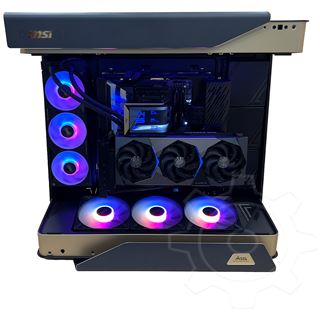 PC MSI HALO 9950X3D RTX5090 32GBDDR5 4TB
