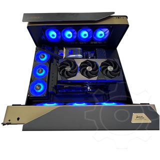 PC MSI HALO 9950X3D RTX5090 32GBDDR5 4TB