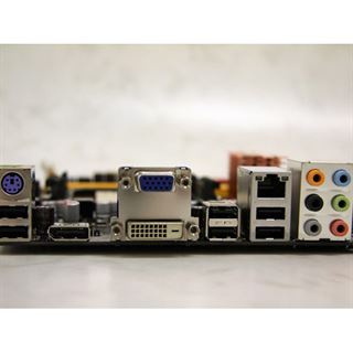 Asus M3A78-CM AMD780V AM2+ µATX