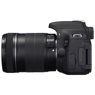 Canon EOS 600D Kit inklusive EF-S 18-135 mm f/3.5-5.6 IS