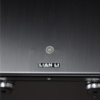 Lian Li PC-Q25B Wuerfel ohne Netzteil schwarz