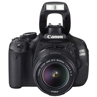 Canon EOS 600D Kit inklusive EF-S 18-55 mm f/3.5-5.6 IS II + EF-S